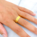 21k-gold-everyday-leaf-ring