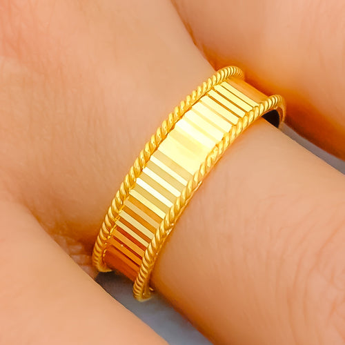 21k-gold-dapper-slender-ring