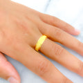 21k-gold-chic-gold-band