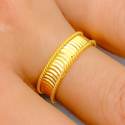 21k-gold-radiant-sophisticated-ring