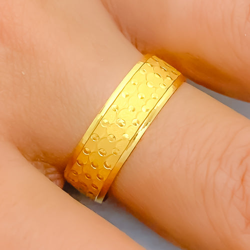 21k-gold-lovely-band-ring