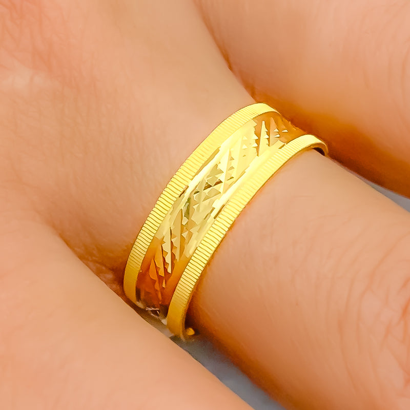 21k-gold-upscale-dual-finish-ring