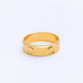 Exquisite Circle 22k Gold Engraved Band