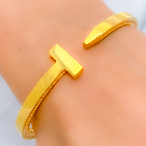 21k-gold-Stylish Glistening Arrow Bangle Bracelet 