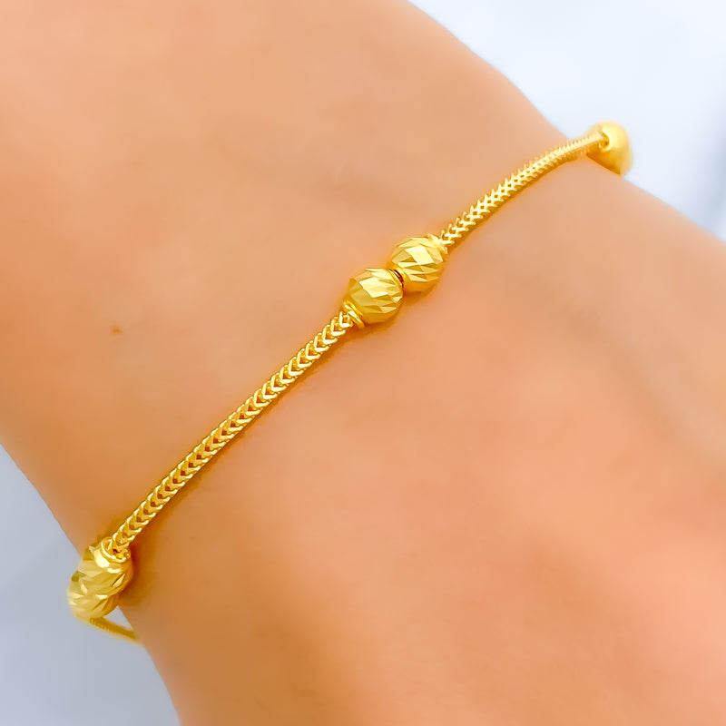 22k-gold-Alternating Dainty Orb Bracelet 