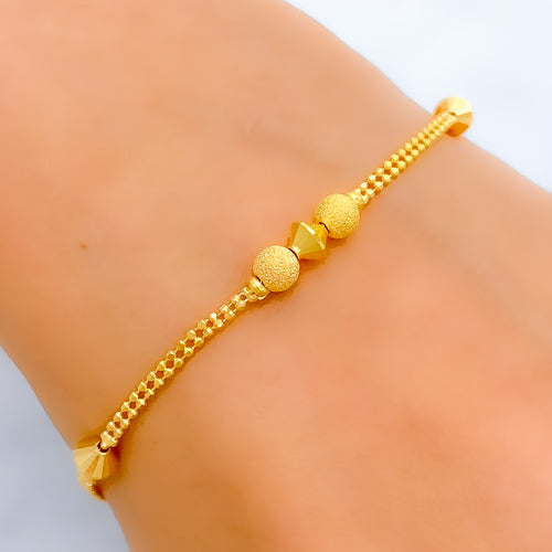 22k-gold-Dazzling Alternating Bead Bracelet