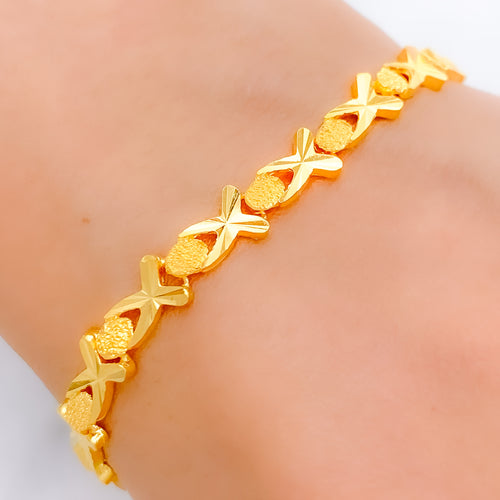 Trendy Dual Finish 22k Gold Bracelet