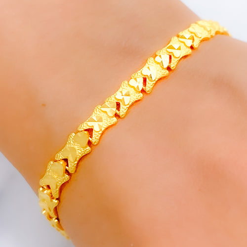 Textured Heart 22k Gold Bracelet