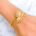 22k-gold-shiny-three-tone-leaf-bangle-bracelet