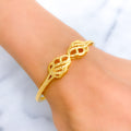 22k-gold-ornate-dual-motif-bangle-bracelet