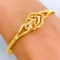 22k-gold-radiant-v-shaped-motif-bangle-bracelet