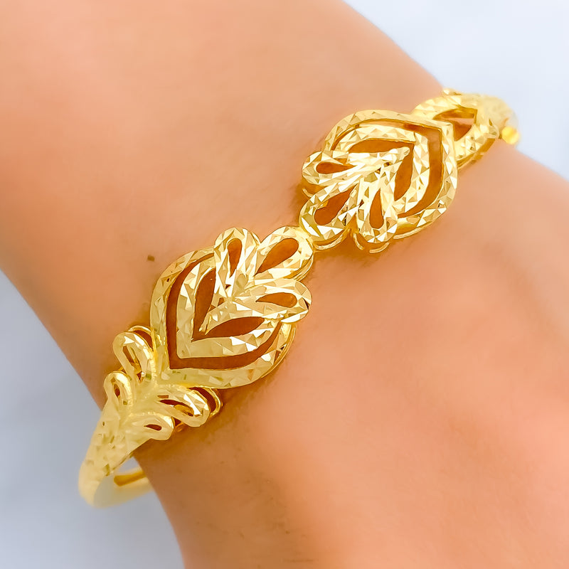 22k-gold-trendy-symmetrical-motif-bangle-bracelet