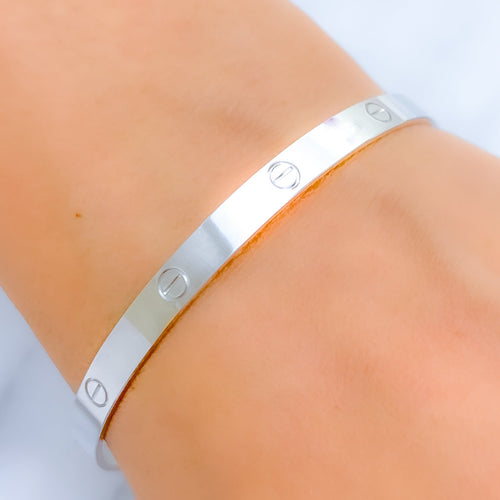 Chic White 22k Gold Bangle