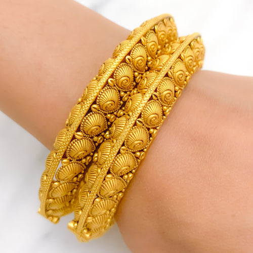 Posh Elegant 22k Gold Pair Bangles