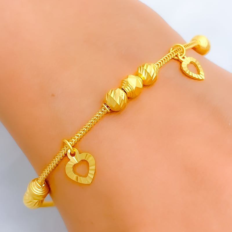 22k-gold-decorative-beaded-charm-bracelet