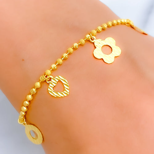 22k-gold-graceful-heart-shaped-bracelet