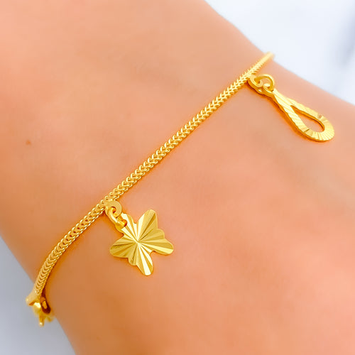 22k-gold-jali-decorative-butterfly-bracelet