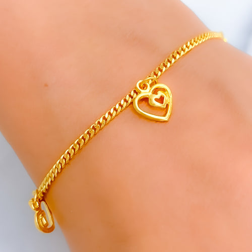 22k-gold-detailed-heart-charm-bracelet