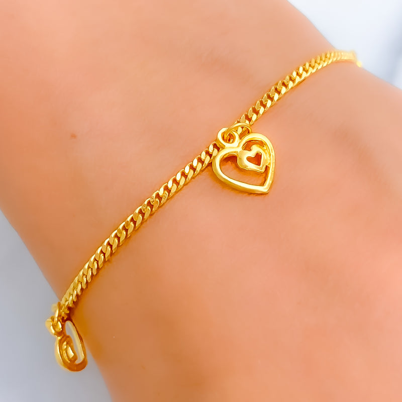 22k-gold-detailed-heart-charm-bracelet