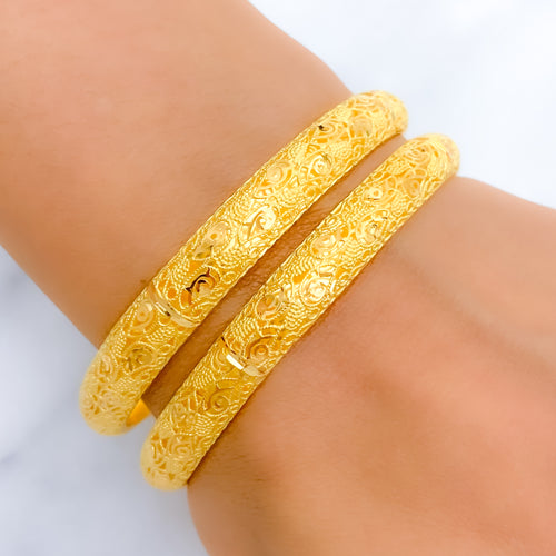 Ornate 22k Gold Bangle Pair