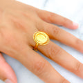 21k-gold-Traditional Shiny Oval Ring 