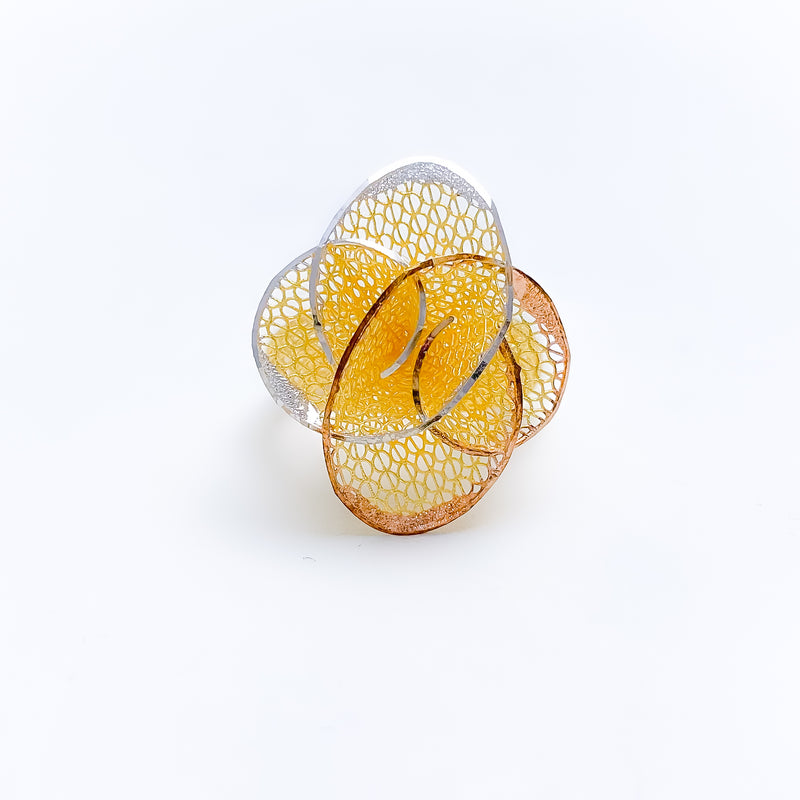 Graceful Oval Floral 22k Gold Mesh Ring