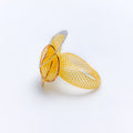 Graceful Oval Floral 22k Gold Mesh Ring