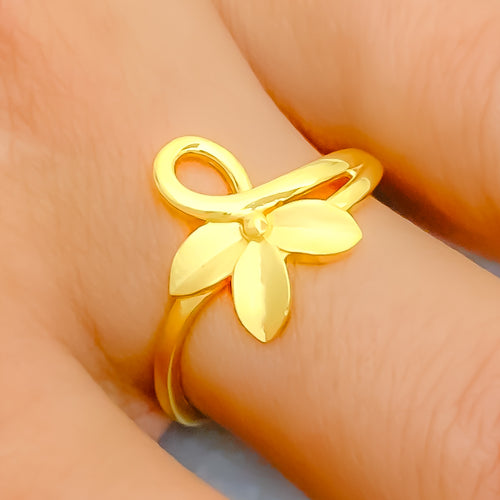 22k-gold-exquisite-petite-ring