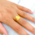 22k-gold-detailed-dressy-leaf-ring
