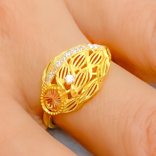 versatile-leaf-adorned-22k-gold-cz-ring
