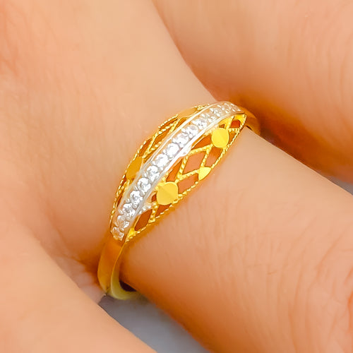 dainty-striped-22k-gold-cz-ring