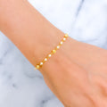 radiant-sleek-22k-gold-pearl-bracelet