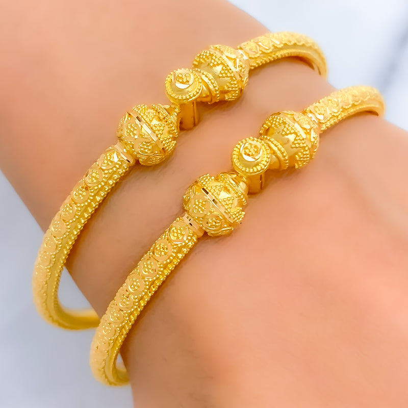 Lavish Bold 22k Gold Pipe Bangles 