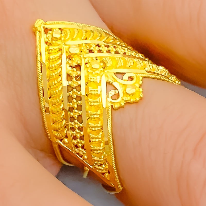 ornate-charming-22k-gold-ring