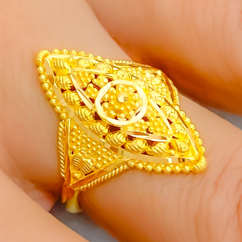 geometric-exquisite-22k-gold-ring