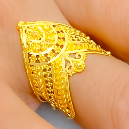 real-sleek-22k-gold-ring