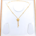 Sleek Elegant Flower 22k Gold Necklace