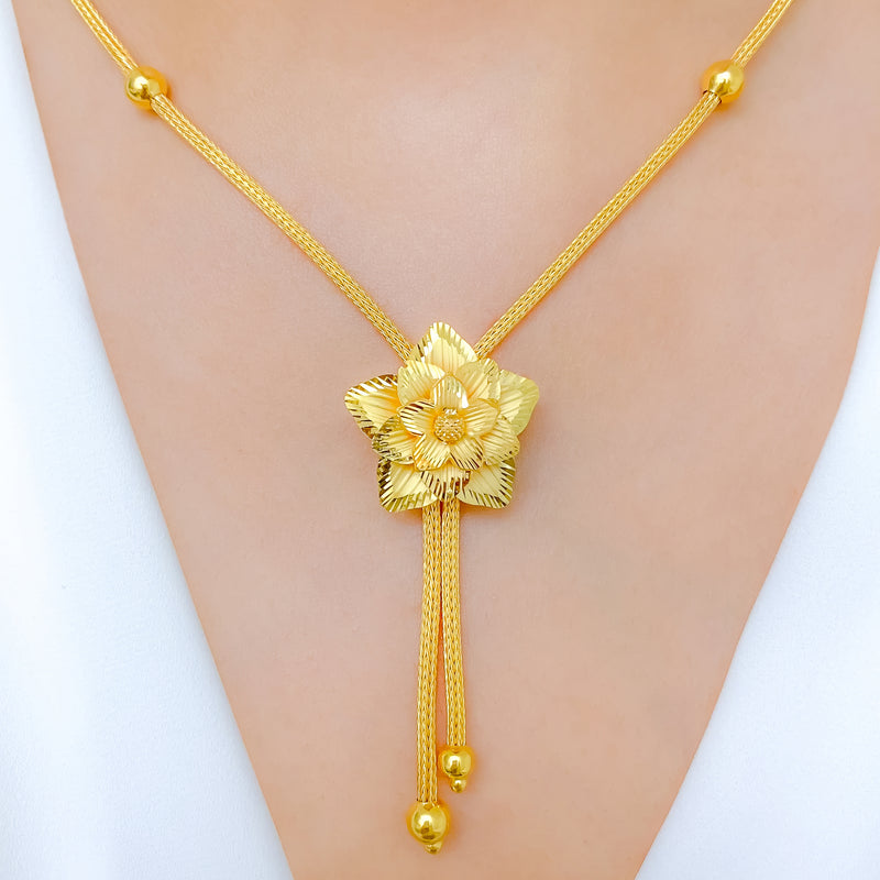 Dressy Bright Flower Necklace
