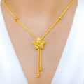 Sleek Elegant Flower 22k Gold Necklace