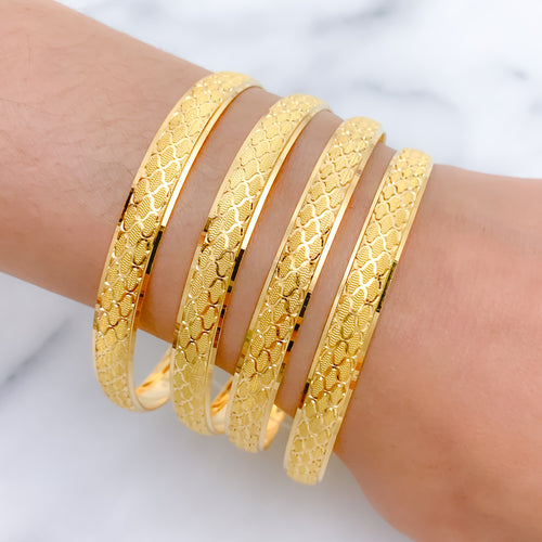 Classic Patterned Bangle Set