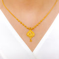 Leaf Adorned 22k Gold Necklace Set