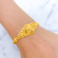 Contemporary Sleek 22k Gold Bracelet