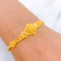 Petite Flower 22k Gold Bracelet