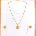 Glistening Flower 22k Gold Pendant Set