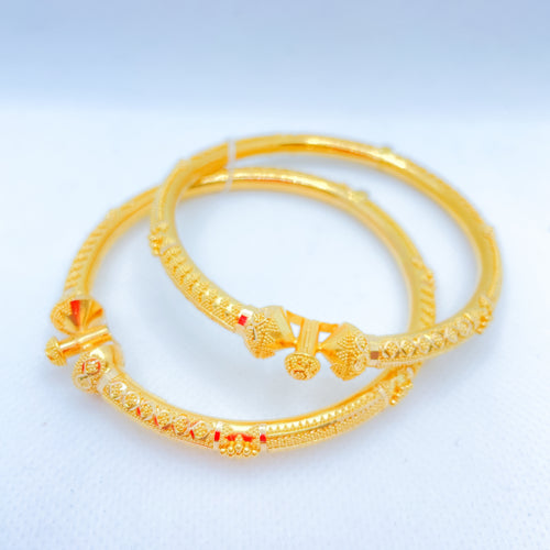 Lovely Pipe Bangle Pair
