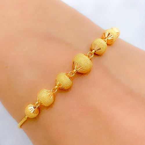 Elegant Graduated 22k Gold Bead Bracelet