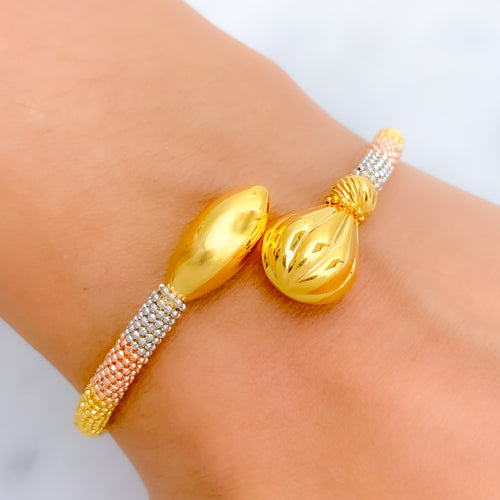24 Carat Turkish Gold Bracelet Worn Stock Photo 1768293248 | Shutterstock