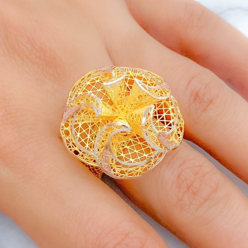 Netted Floral Wave 22k Gold Ring