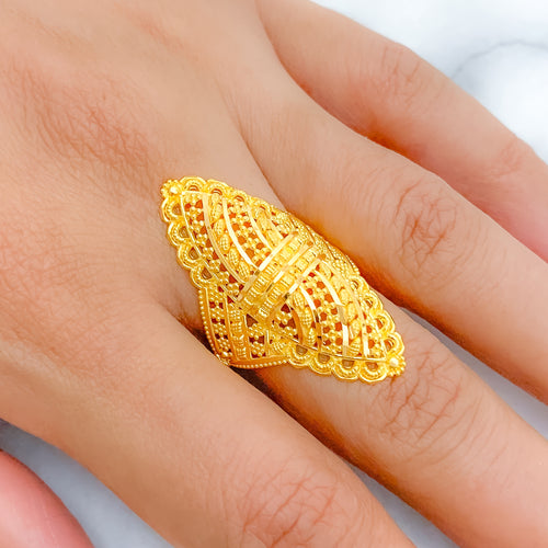 Floral Wave 22k Gold Ring