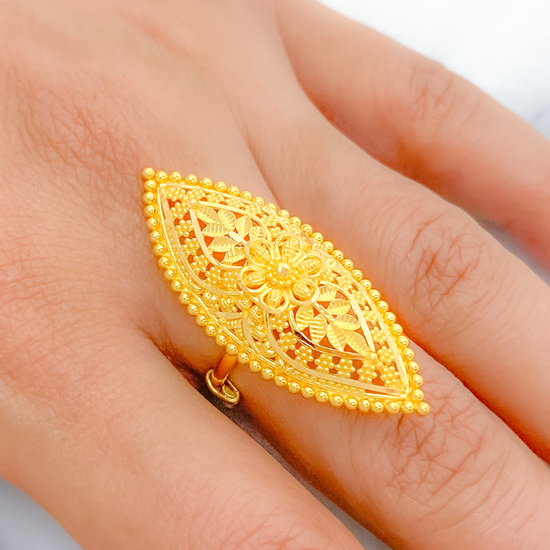 Exclusive Floral Leaf Ring